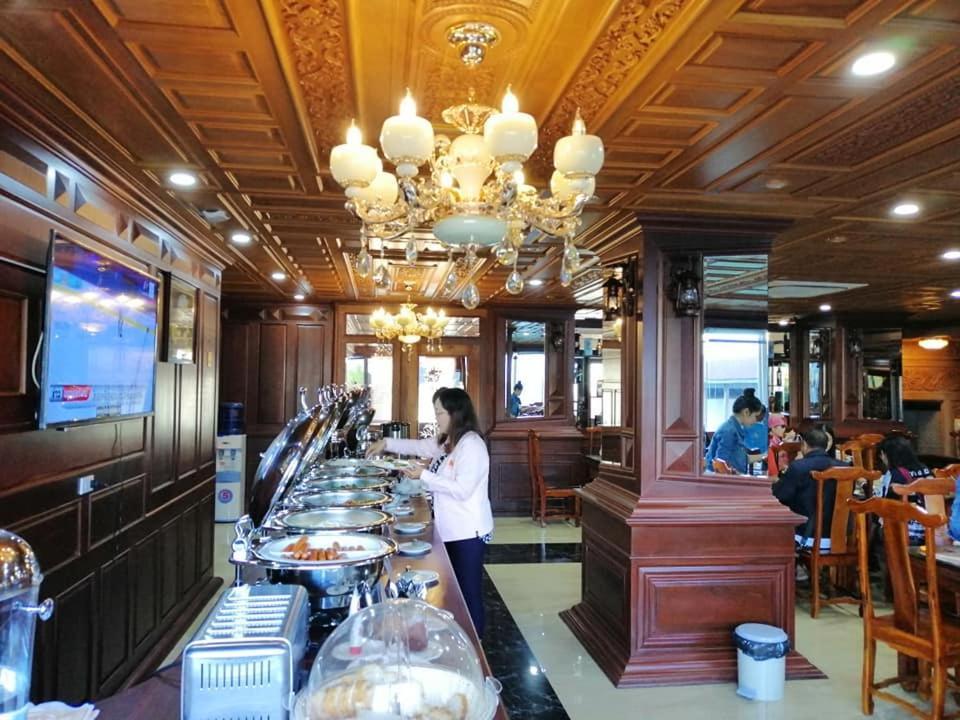 โรงแรมสอบัณฑิต ปากเซ ภายนอก รูปภาพ