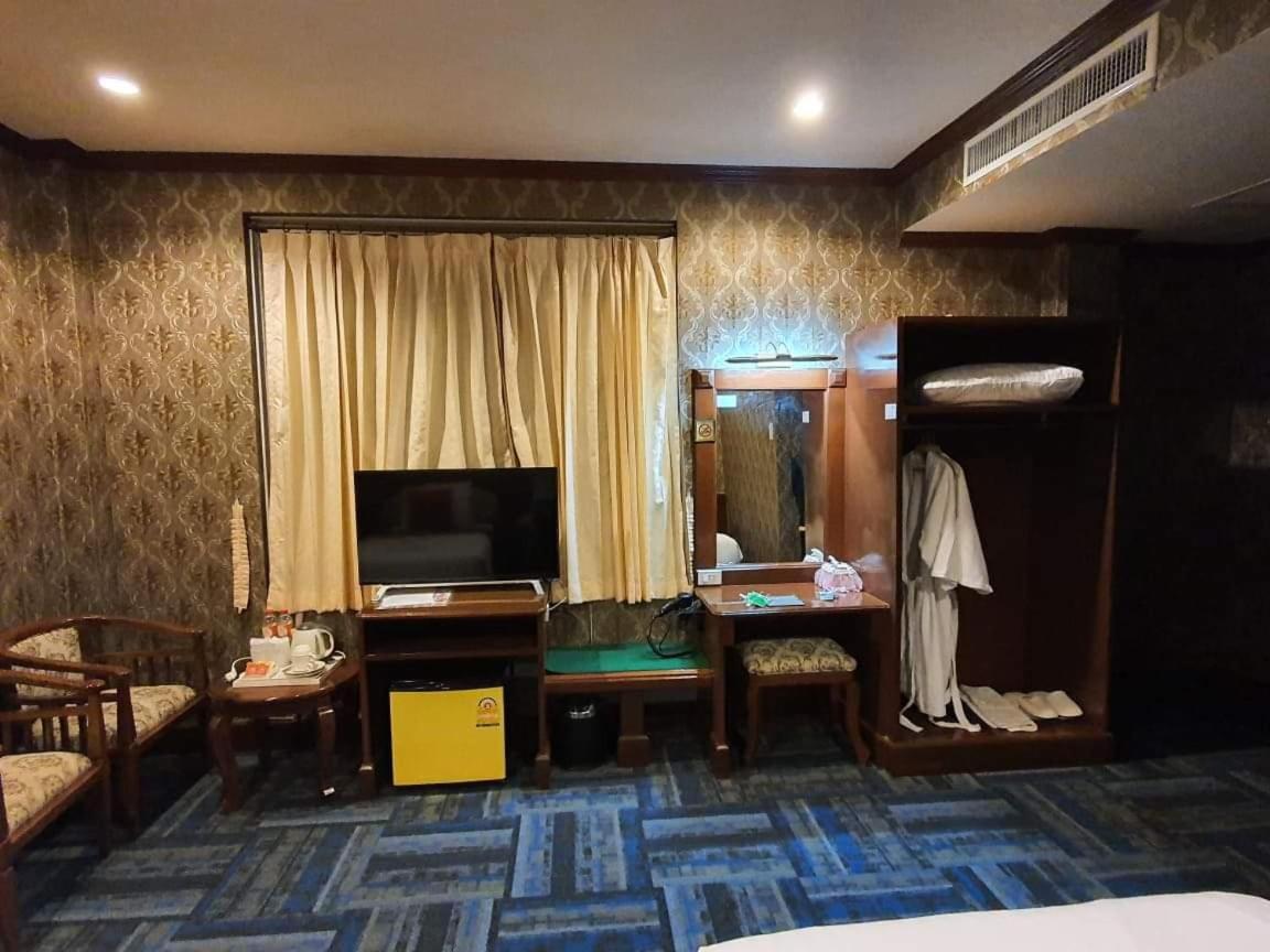 โรงแรมสอบัณฑิต ปากเซ ภายนอก รูปภาพ